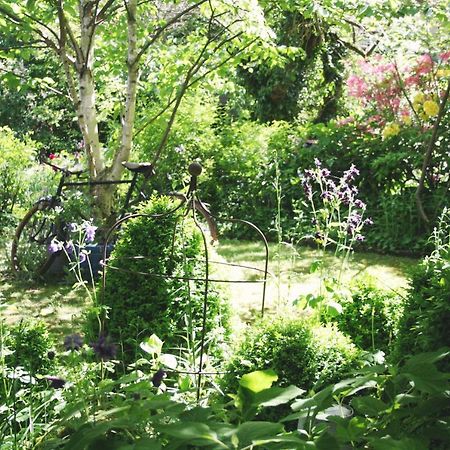 Le Bonheur A La Campagne Bed & Breakfast Lesmont Exterior photo