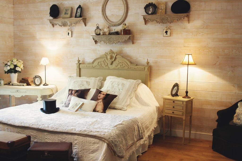 Le Bonheur A La Campagne Bed & Breakfast Lesmont Exterior photo